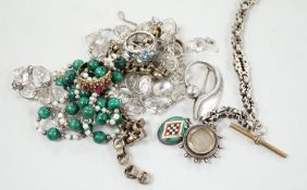 Sundry jewellery including two Victorian albertina's including white metal, a malachite necklace,