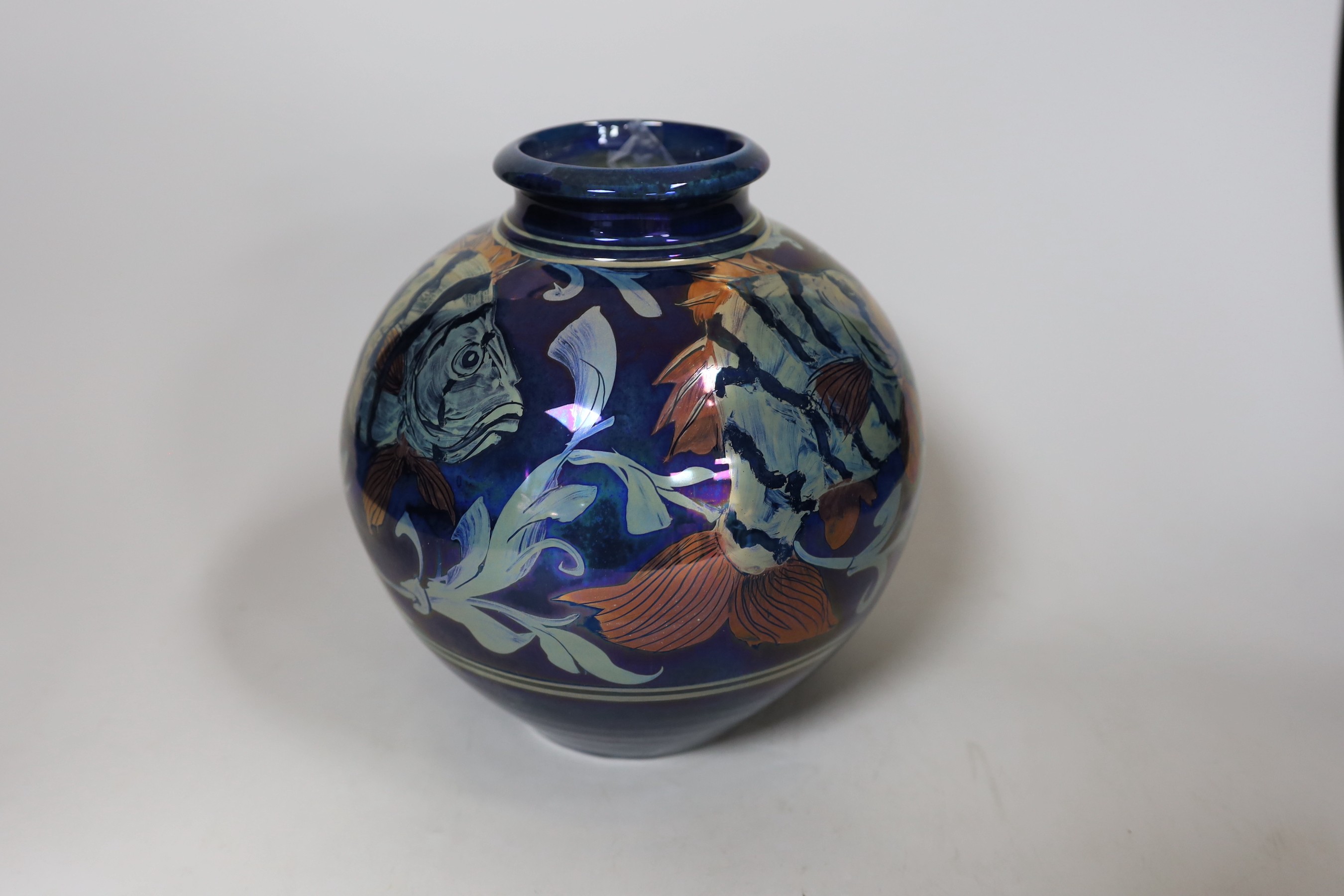 A Chiswell Jones art pottery lustre vase, decorated with three fish, No 8596, 21cm - Image 2 of 2