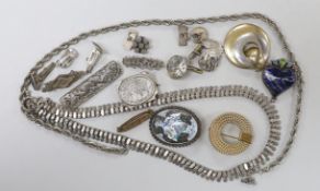 Sundry jewellery including a pair of 925 cufflinks, a Christian Dior two colour pendant?,