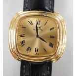 A gentleman's modern 18ct gold Piaget quartz dress wrist watch, with Roman dial, the case back