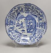 A Chinese Kangxi blue and white octagonal dish, 34cm