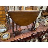 A Victorian mahogany Sutherland table, width 83cm, height 66cm