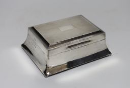A George V Art Deco part engine turned silver mounted rectangular cigarette case, London, 1932, 15.