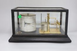 An early 20th century barograph by Short & Mason, serial number C9546
