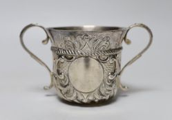 A George V 17th/18th century style Brittania standard silver porringer, Harry Freeman, London, 1911,