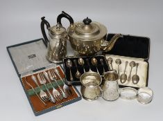 A mixed collection of silver items to include a George V teapot by Viners Ltd, a hot water pot,