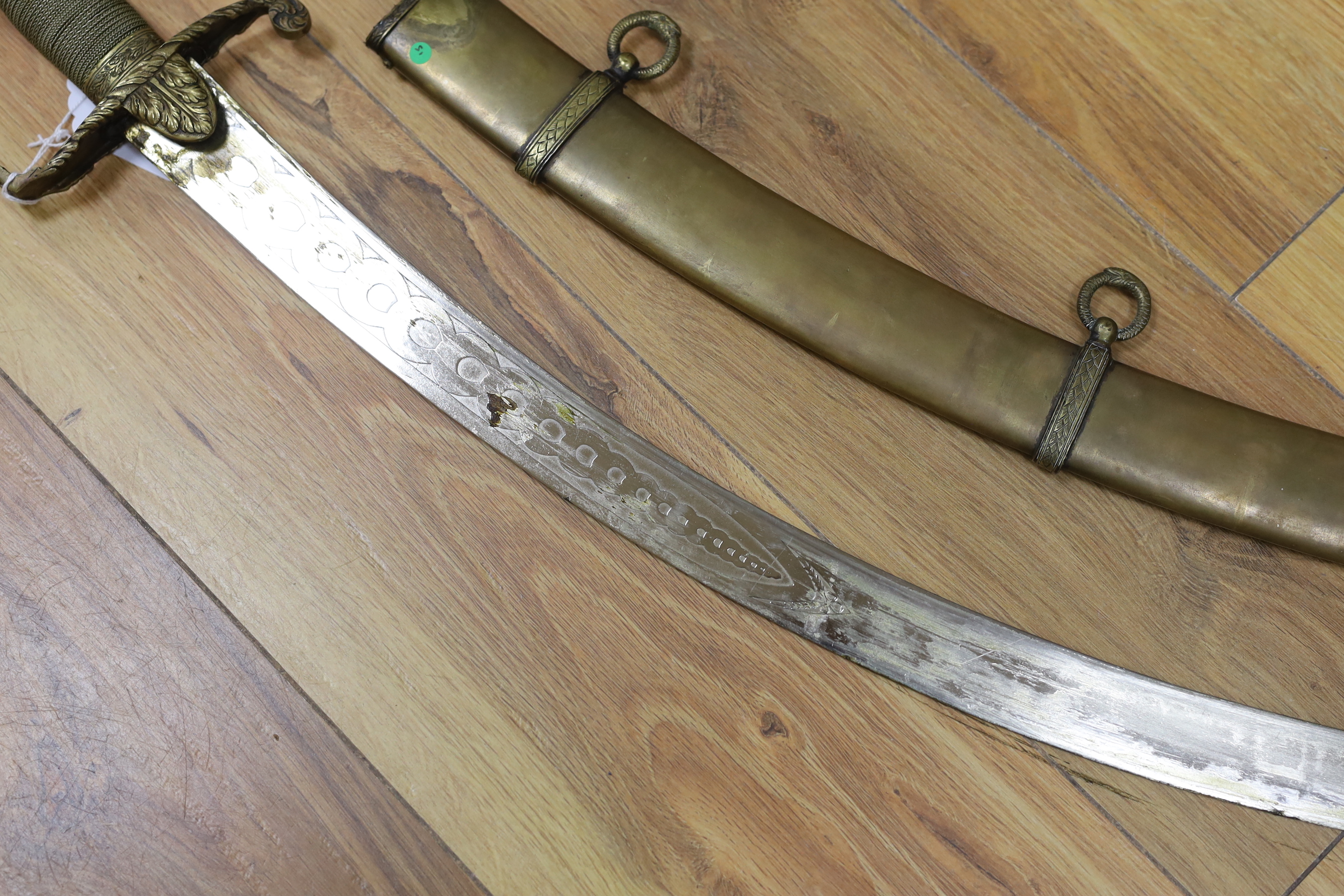 A reproduction 1796-pattern light cavalry sabre, 91cm long - Image 5 of 6