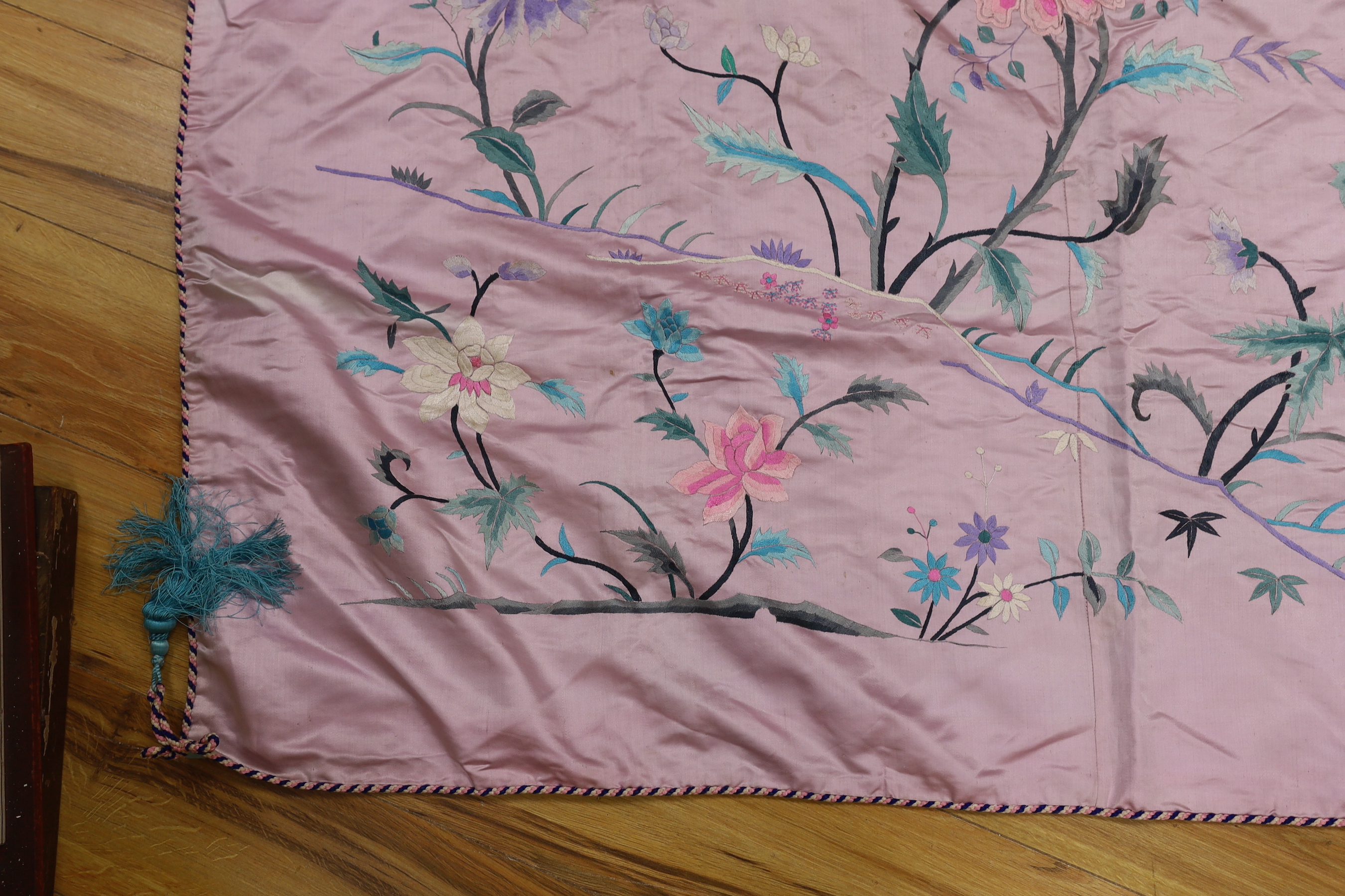 An Oriental mauve ground embroidered silk shawl - Image 2 of 5
