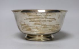 A modern Tiffany & Co sterling presentation bowl, with engraved inscription, 19.5cm, 15.9oz.