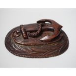 An early 20th century carved oak ‘anchor’ trinket box, 14.5cm