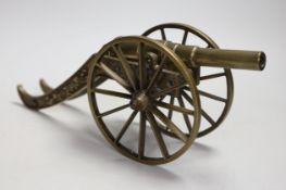 A bronze model of a cannon, 30cm