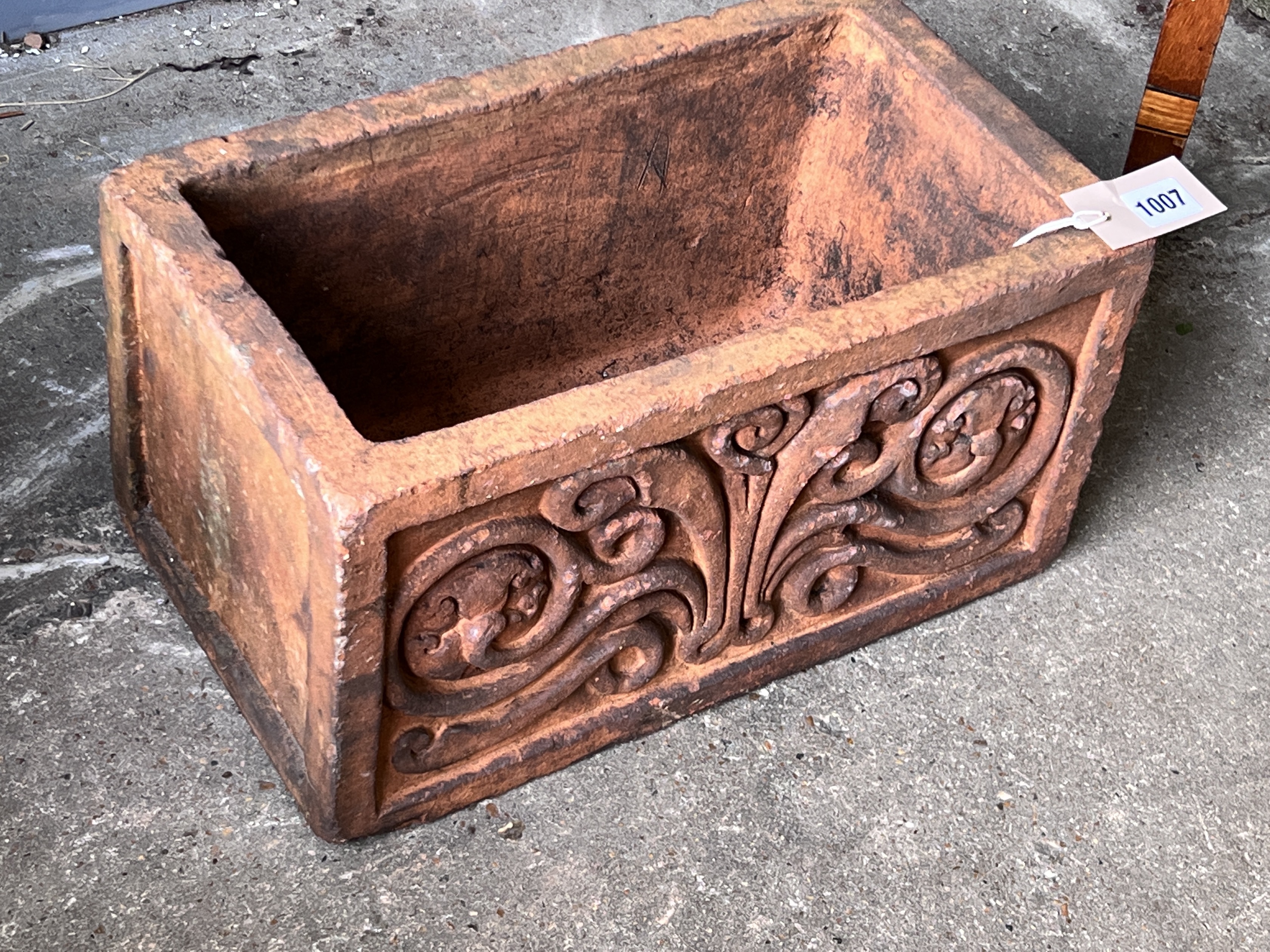 A Compton rectangular terracotta planter, width 39cm, depth 22cm, height 20cm - Image 3 of 4