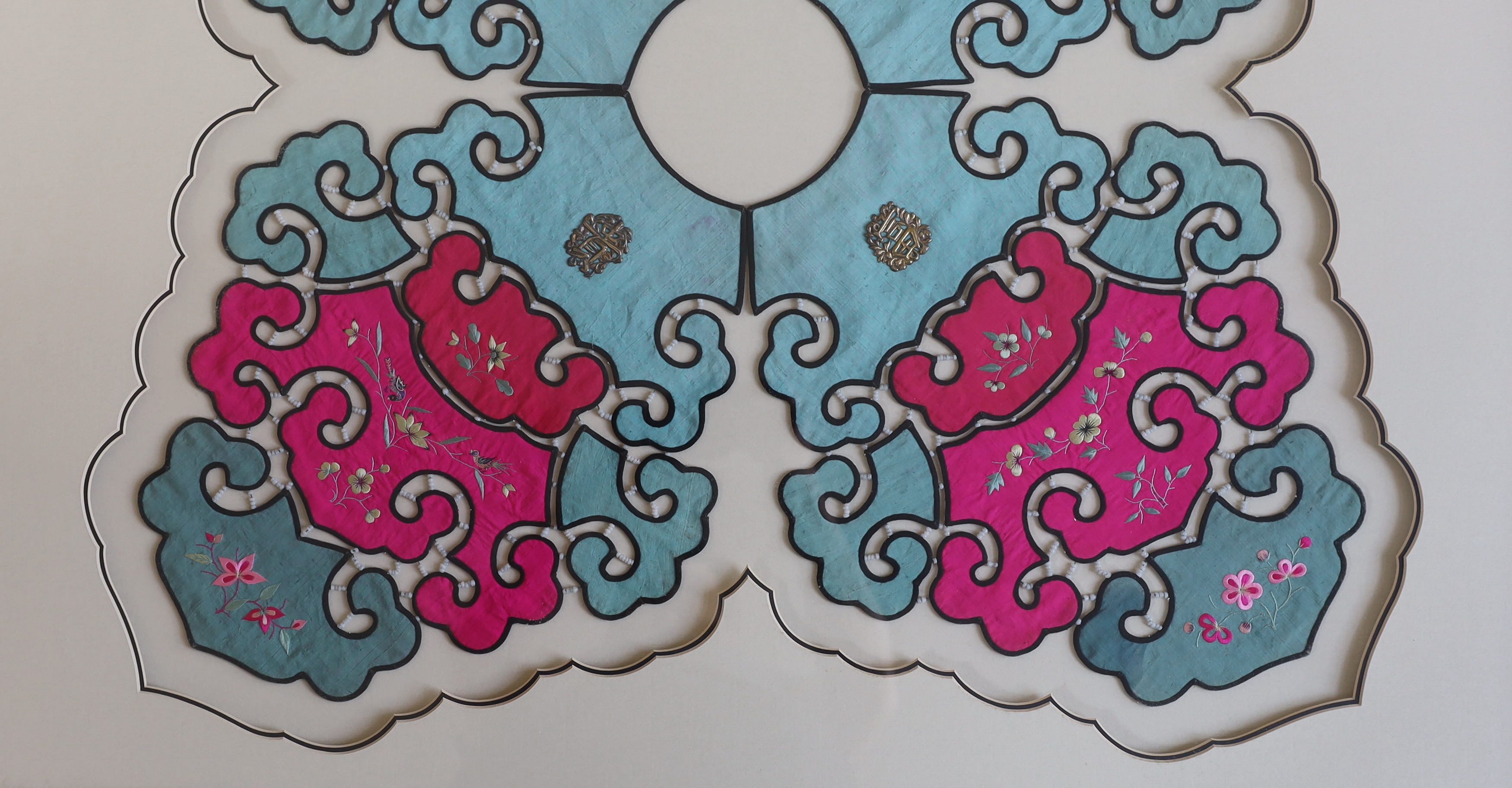 A large early 20th century Chinese intricately shaped collar, made of pink and turquoise silk, - Image 3 of 4
