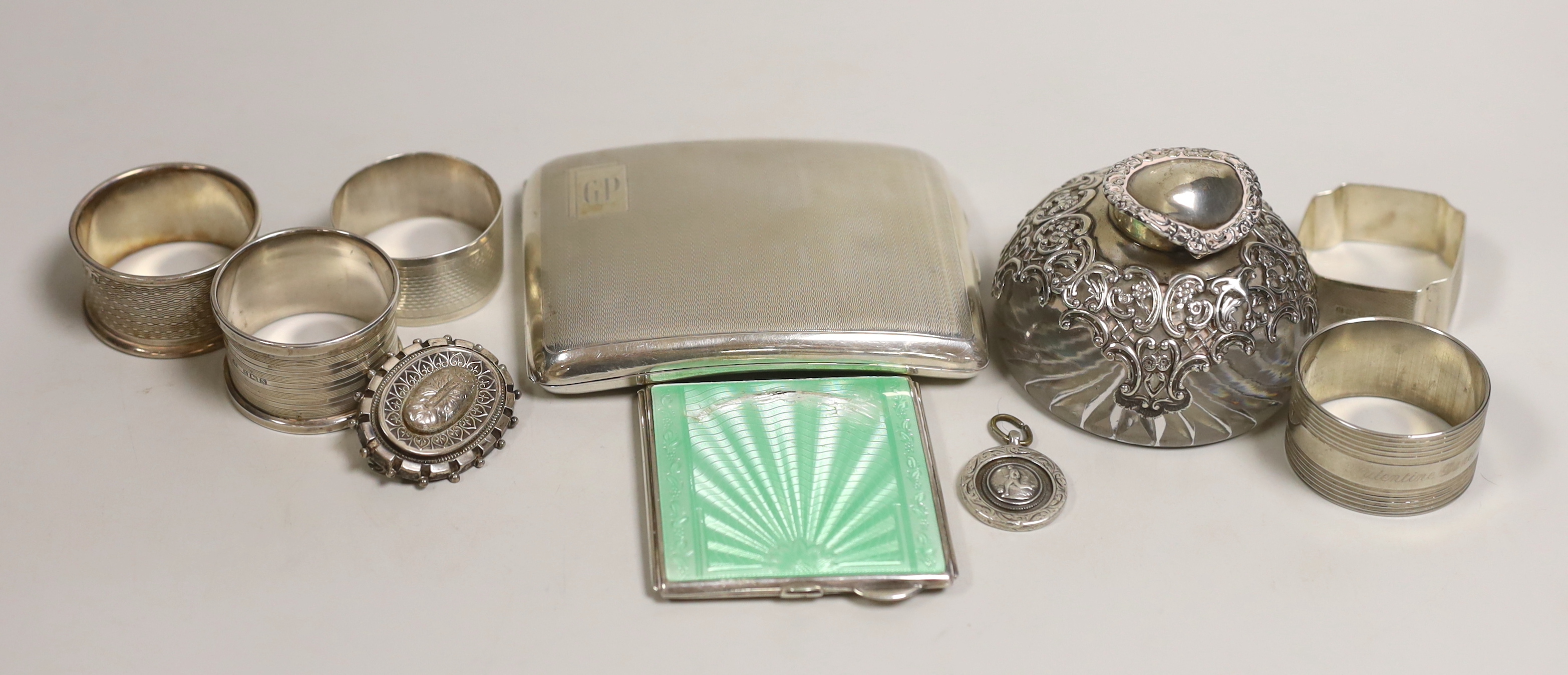 A quantity of mixed silver ware including a cigarette case and enamelled compact (a.f.), a mounted