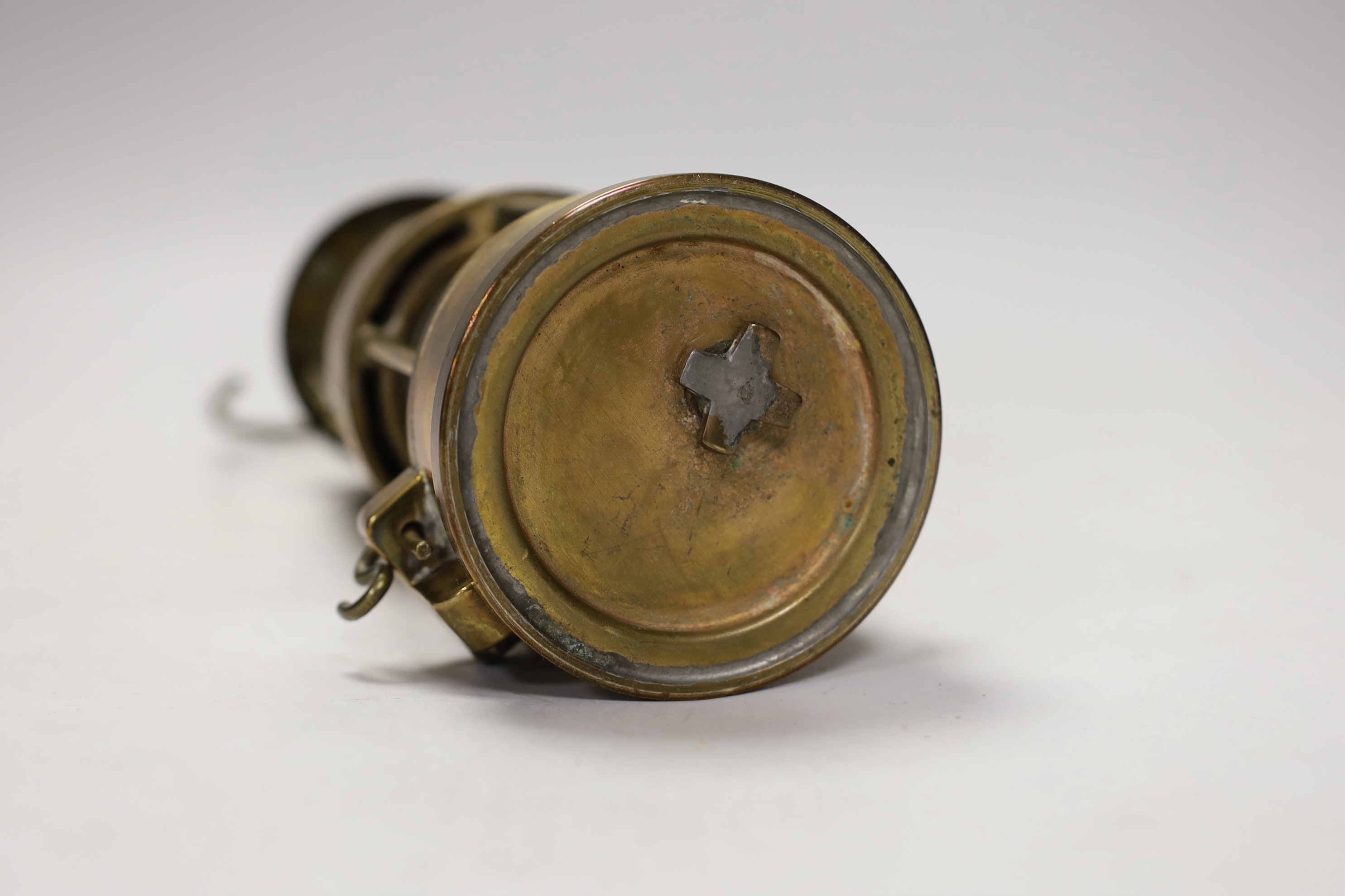 An Eccles brass miner's lamp - Image 3 of 3