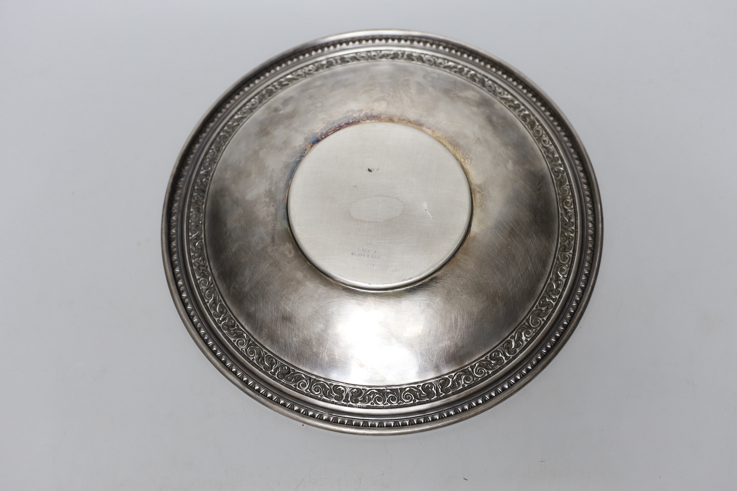 A silvered plate by Reed & Barton, 27cm diameter - Image 2 of 2