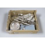 A small group of sundry small silver including a set of four napkin rings, cigarette box, sugar