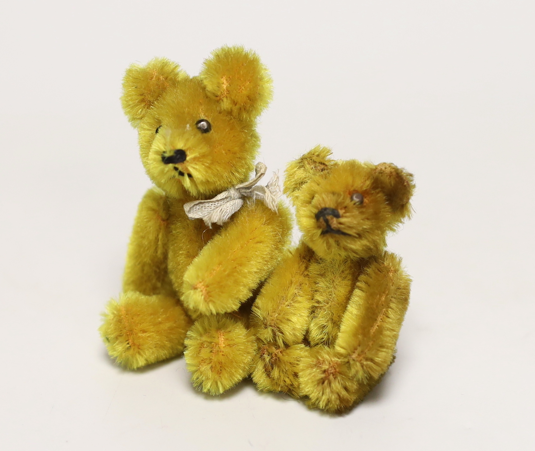 Two miniature Schuco bears, 1920's, 4in. and 3in.