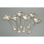 A set of six Edwardian silver fiddle and thread pattern sauce ladles, Goldsmiths & Silversmiths Co