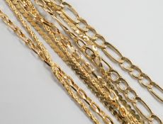 Two modern 9ct gold chains, longest 47cm, a 9ct gold bracelet and an Italian 9k chain, 11.8 grams.