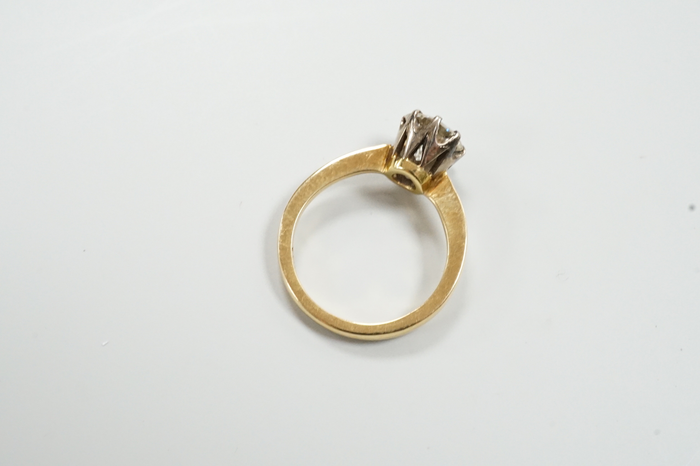 A yellow metal and solitaire diamond set ring, size K/L, gross weight 3.3 grams, toe stone - Image 3 of 3