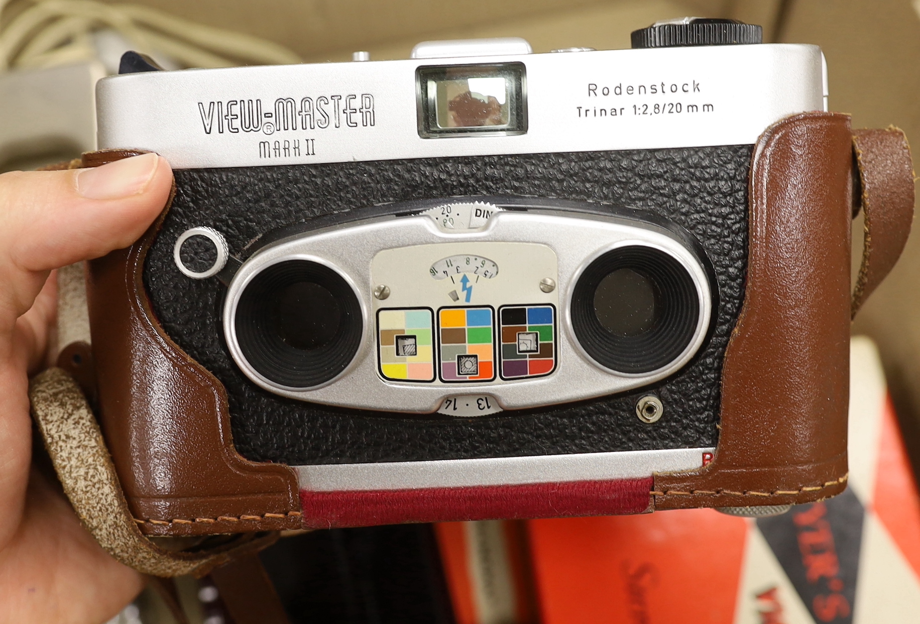 A View-Master Personal stereo camera and a View-Master Mark II stereo camera with Rodenstock lens, - Image 3 of 3