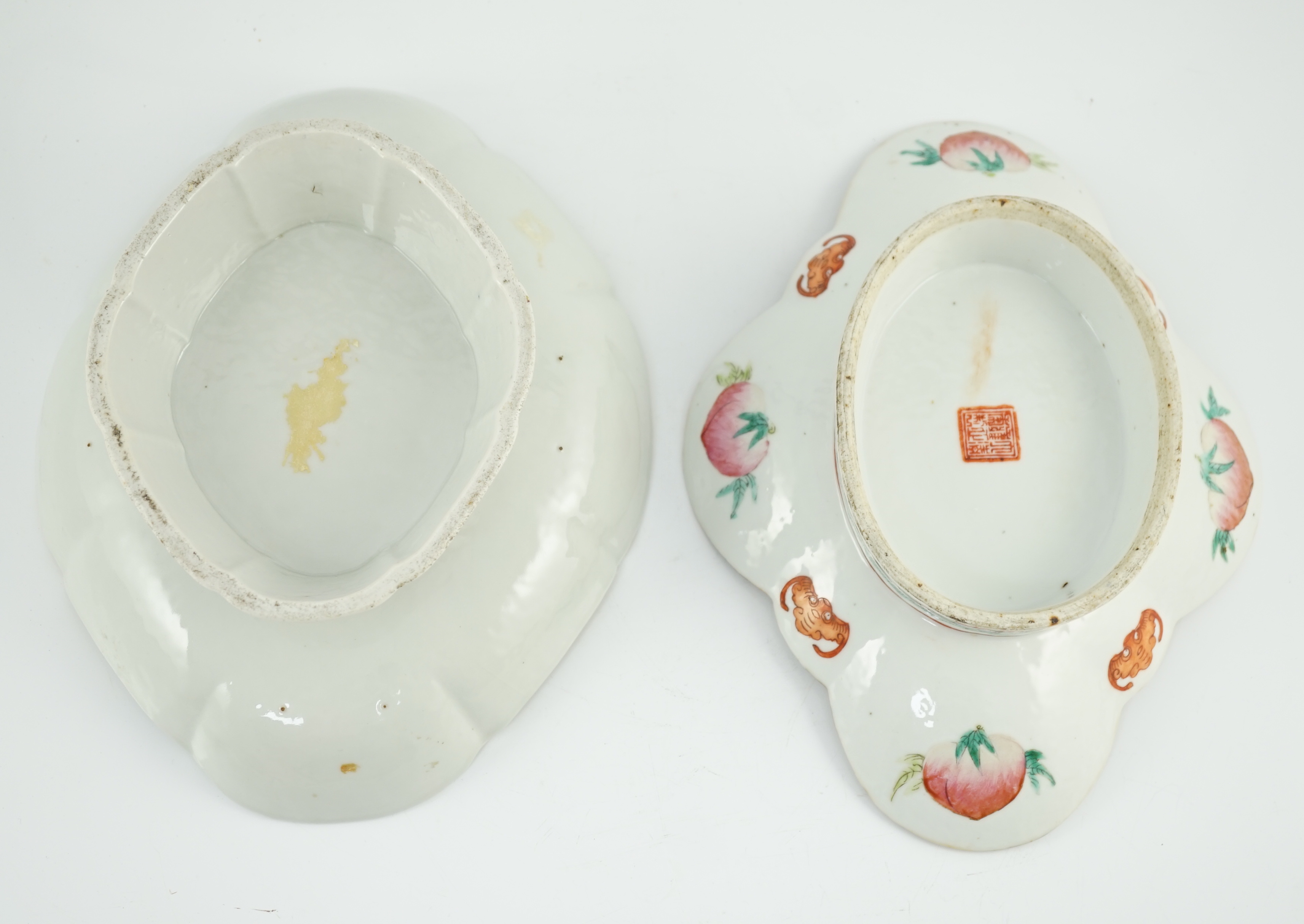 A Chinese famille rose 'butterfly and flowers' dish, Daoguang period and an iron red enamelled ' - Image 6 of 7