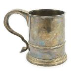 A Queen Anne silver mug, by Richard Bayley?, with banded girdle and engraved armorial, London, 1708,