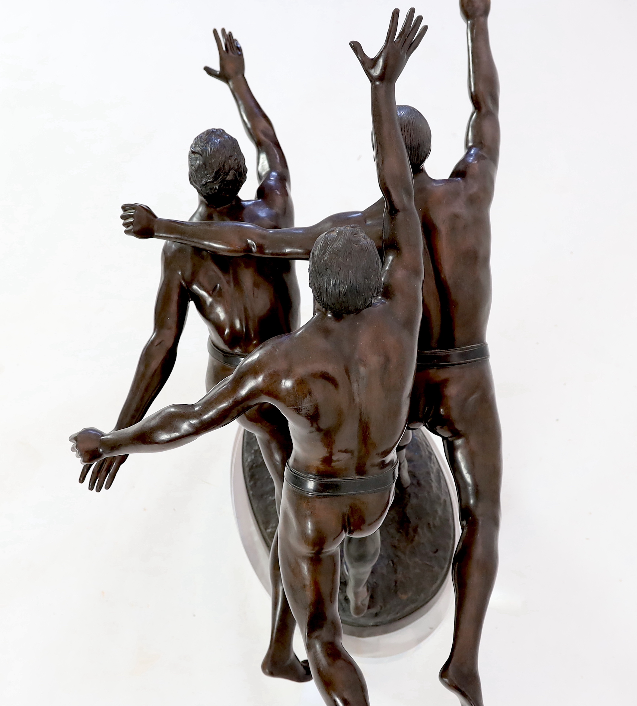 After Alfred Boucher (French, 1850-1934). A large bronze group of three runners at the finishing - Bild 5 aus 7