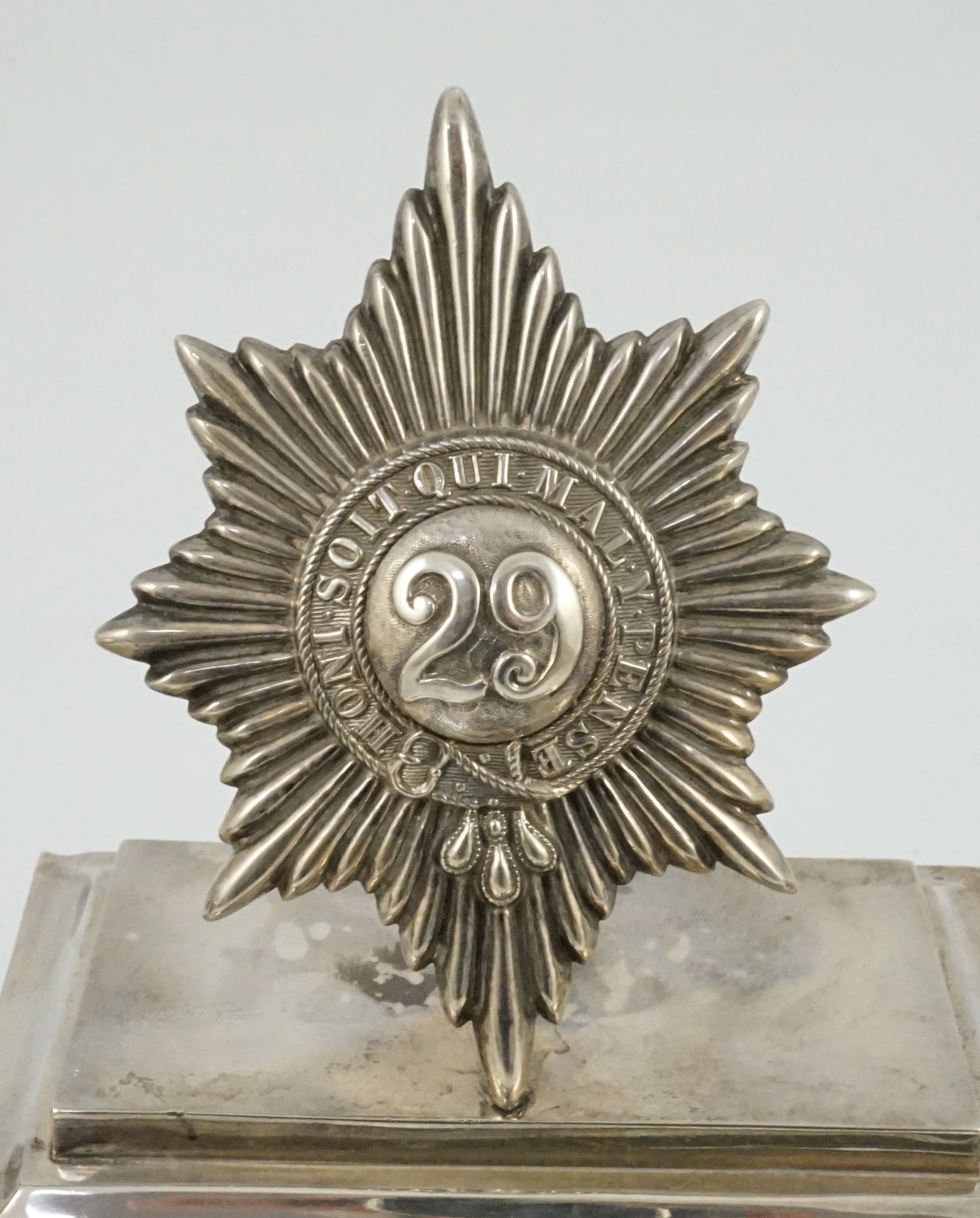 The Worcestershire Regiment. A Victorian Regimental presentation silver inkstand, John Newton - Image 2 of 6