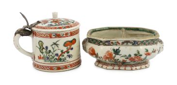 A Chinese famille verte compartmented spice box and a hinged mustard pot and cover, both Kangxi