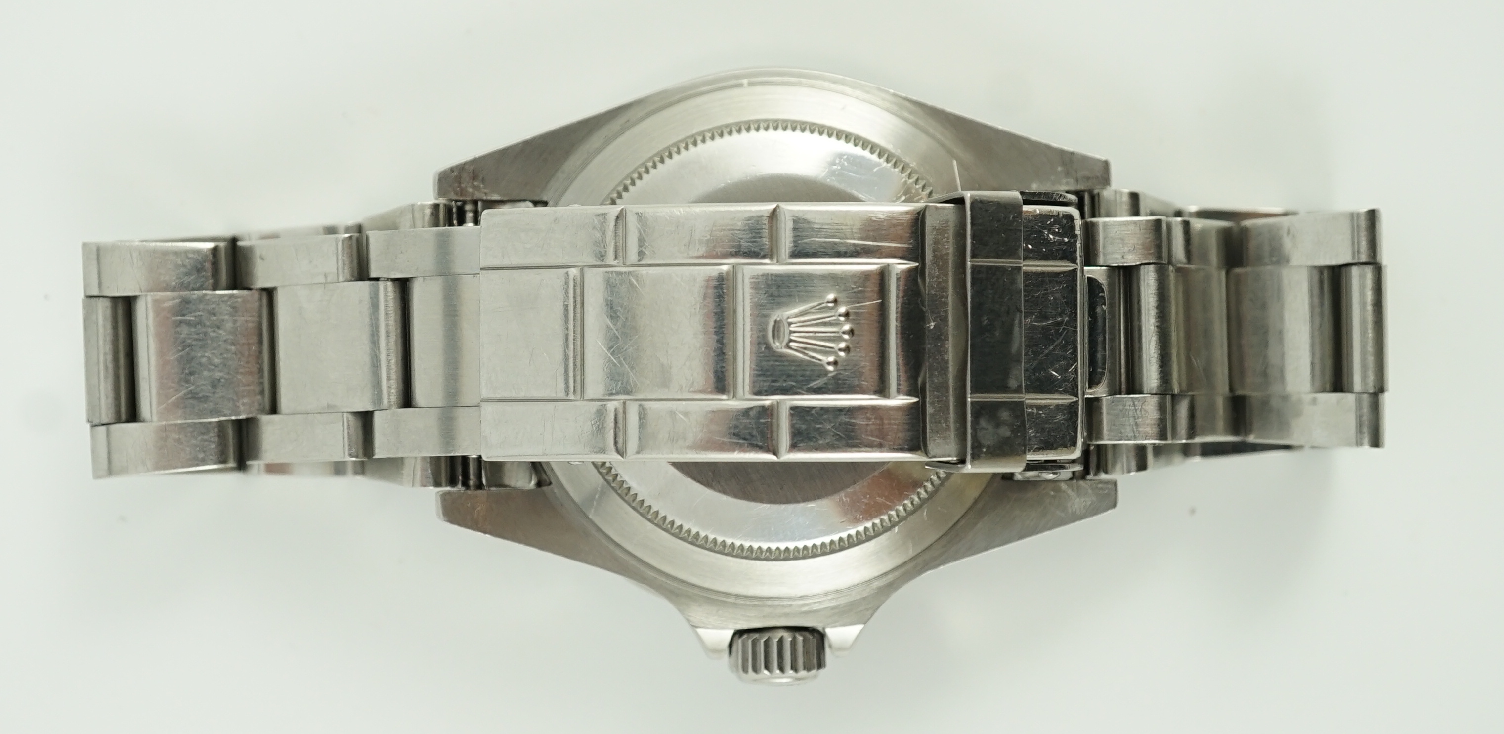 A gentleman's mid 1980's stainless steel Rolex Submariner Oyster Perpetual Date wrist watch, on a - Image 4 of 4