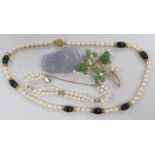 A modern single strand cultured pearl and agate bead necklace with 9ct gold and cultured pearl