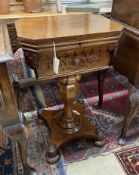 A William IV mahogany work table, width 47cm, depth 35cm, height 77cm