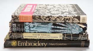 ° ° Four reference books: Victorian Lace, Handmade lace and patterns, Fans over the ages and
