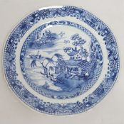 A Chinese blue and white export plate, 24cm diameter