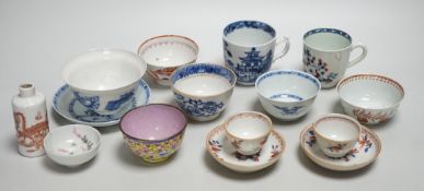 A group of Chinese wares including tea bowls, Nanking cargo bowl / saucers and a miniature bottle