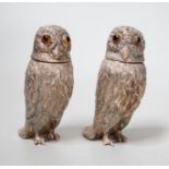 A pair of Queen Elizabeth II novelty silver owl pepperettes, makers DMS, London, 1972, 82mm.