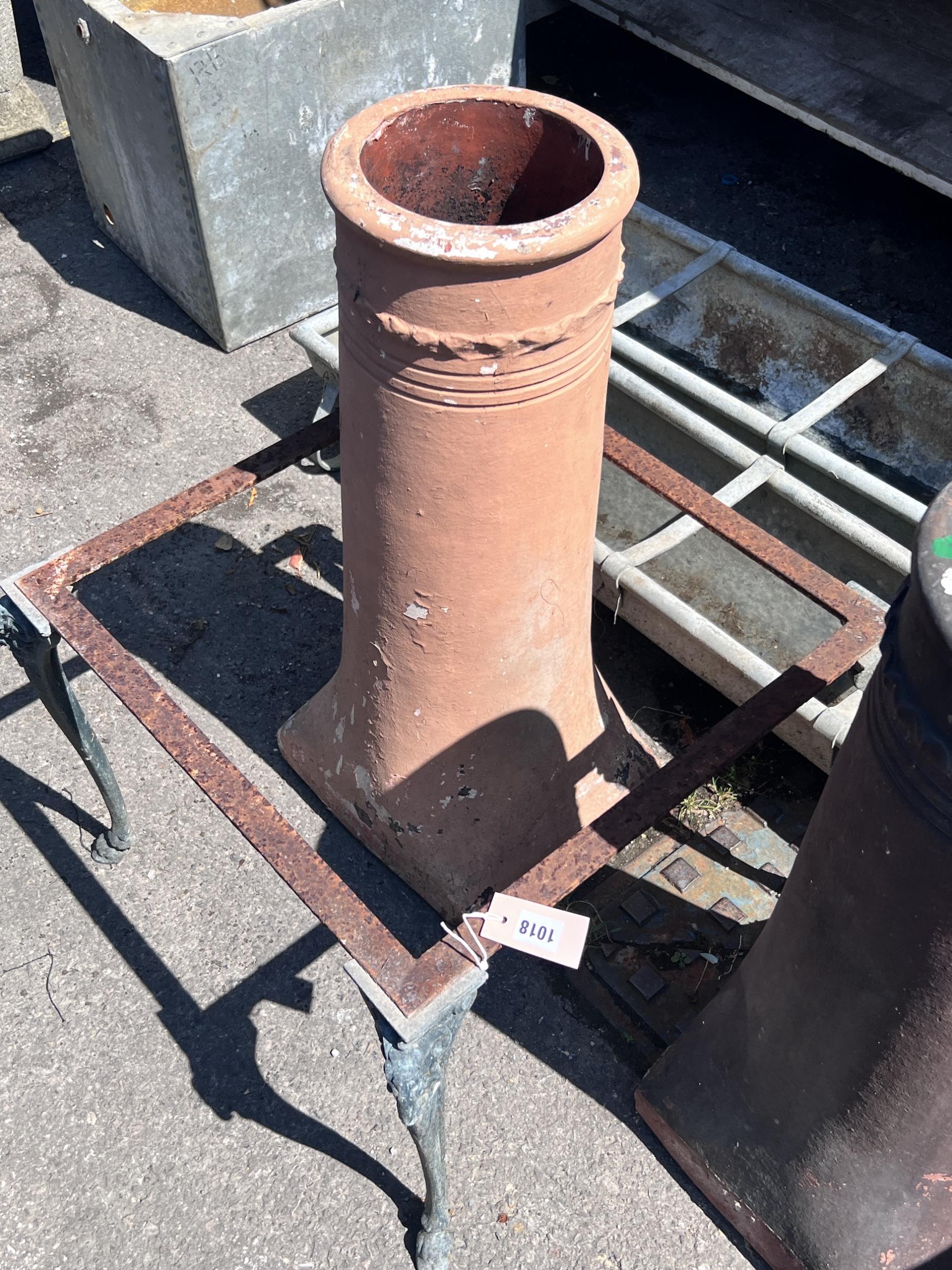 Two terracotta chimney pots, height 77cm, together with a square metal table frame - Image 7 of 8