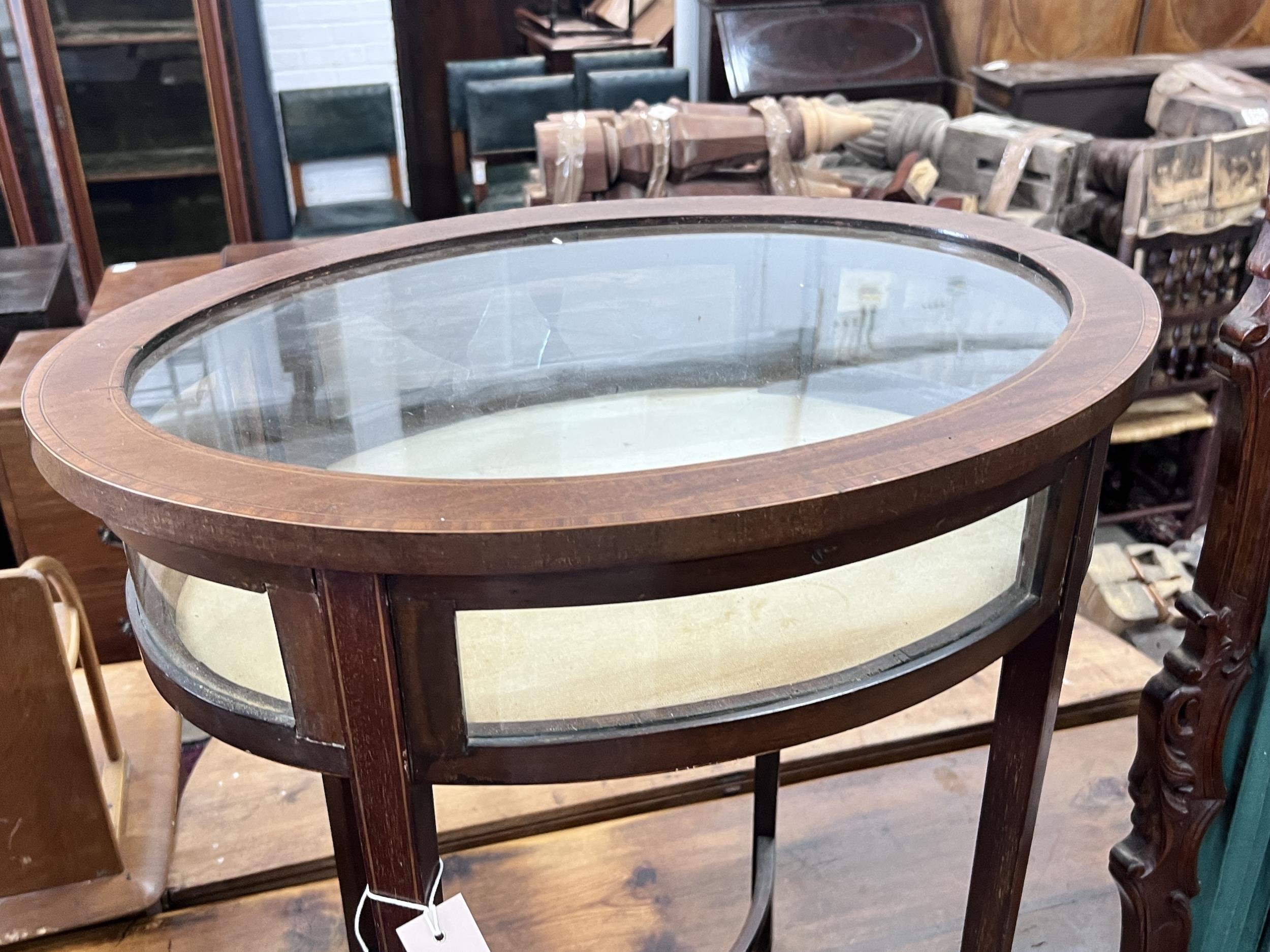 An Edwardian satinwood banded oval mahogany bijouterie cabinet (a.f.), width 60cm, depth 46cm, - Image 3 of 6