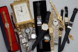 A modern brass cased carriage timepiece and a quantity of assorted lady's and gentleman's modern