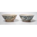 A pair of Tek Sing cargo blue and white bowls, 15cm diameter