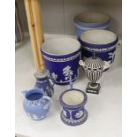 Assorted Wedgwood blue jasper wares, tallest 22.5cm (a.f.)