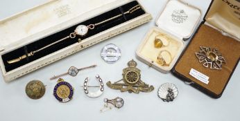 Mixed jewellery etc. including an early 20th century yellow metal and diamond chip set ring, size P,