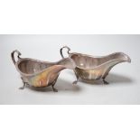 A pair of George VI silver sauceboats, Frank Cobb & Co Ltd, Sheffield, 1942, 8.5oz.