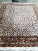 A Saruk carpet, 300 x 250cm