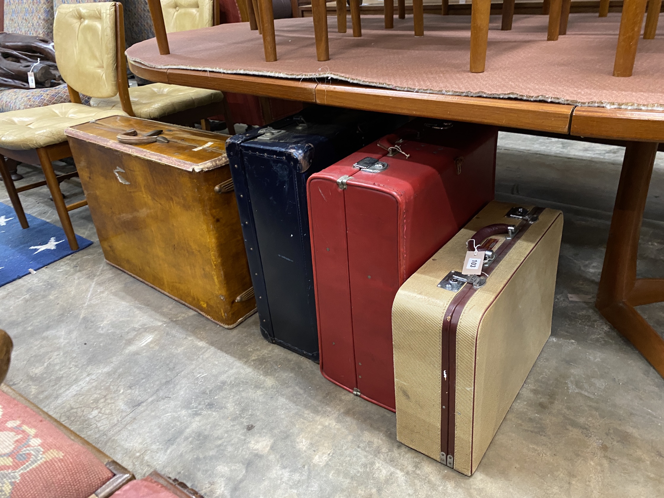 Four vintage suitcases, largest 74 x 51cm - Image 2 of 3