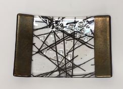 An American rectangular art glass dish, 23cm x 15cm