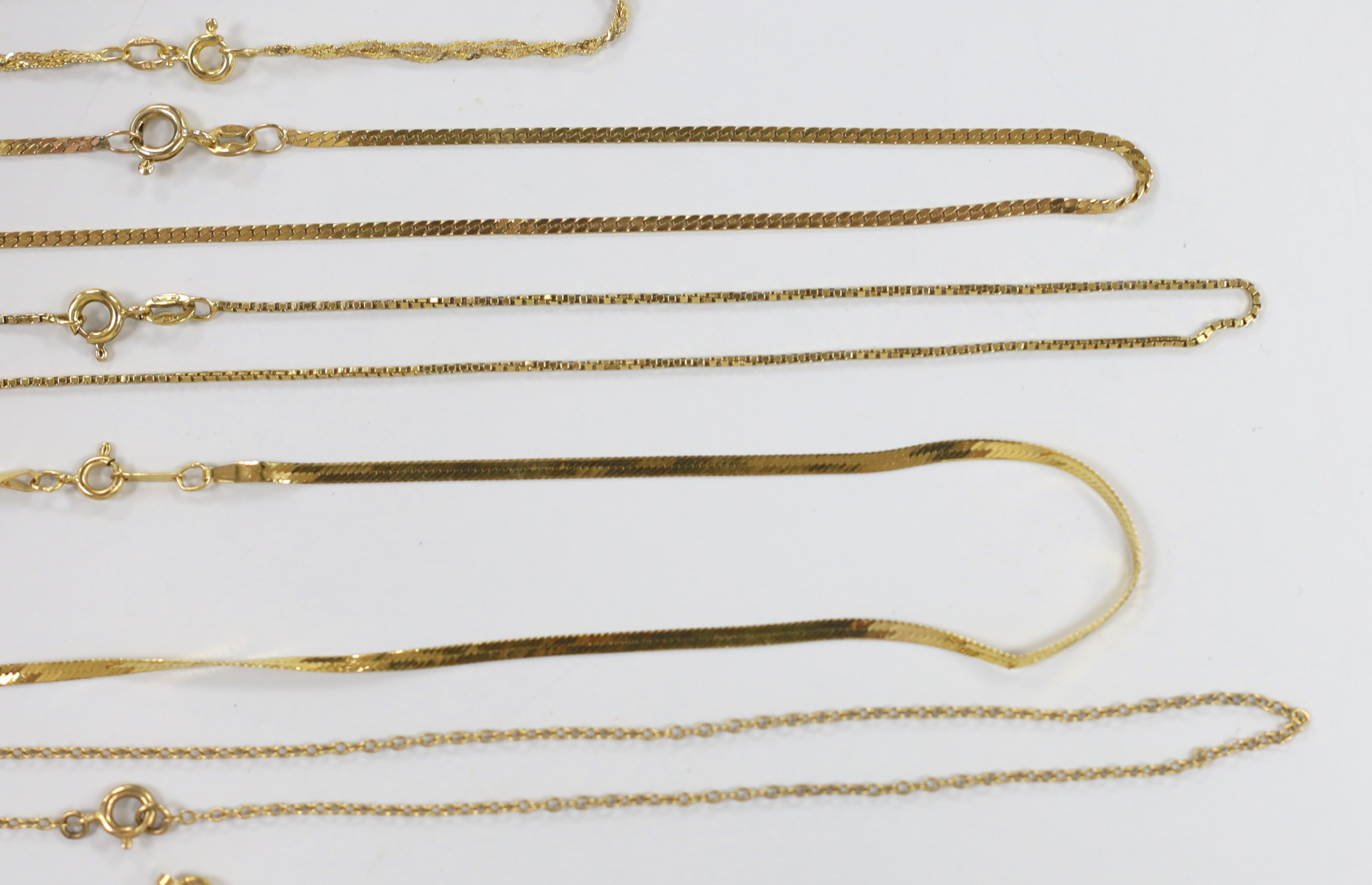 A modern 18k fine link chain, 40cm, 3.4 grams, two 14k bracelets, 2.7 grams, three 9ct chains (2 a. - Image 4 of 5