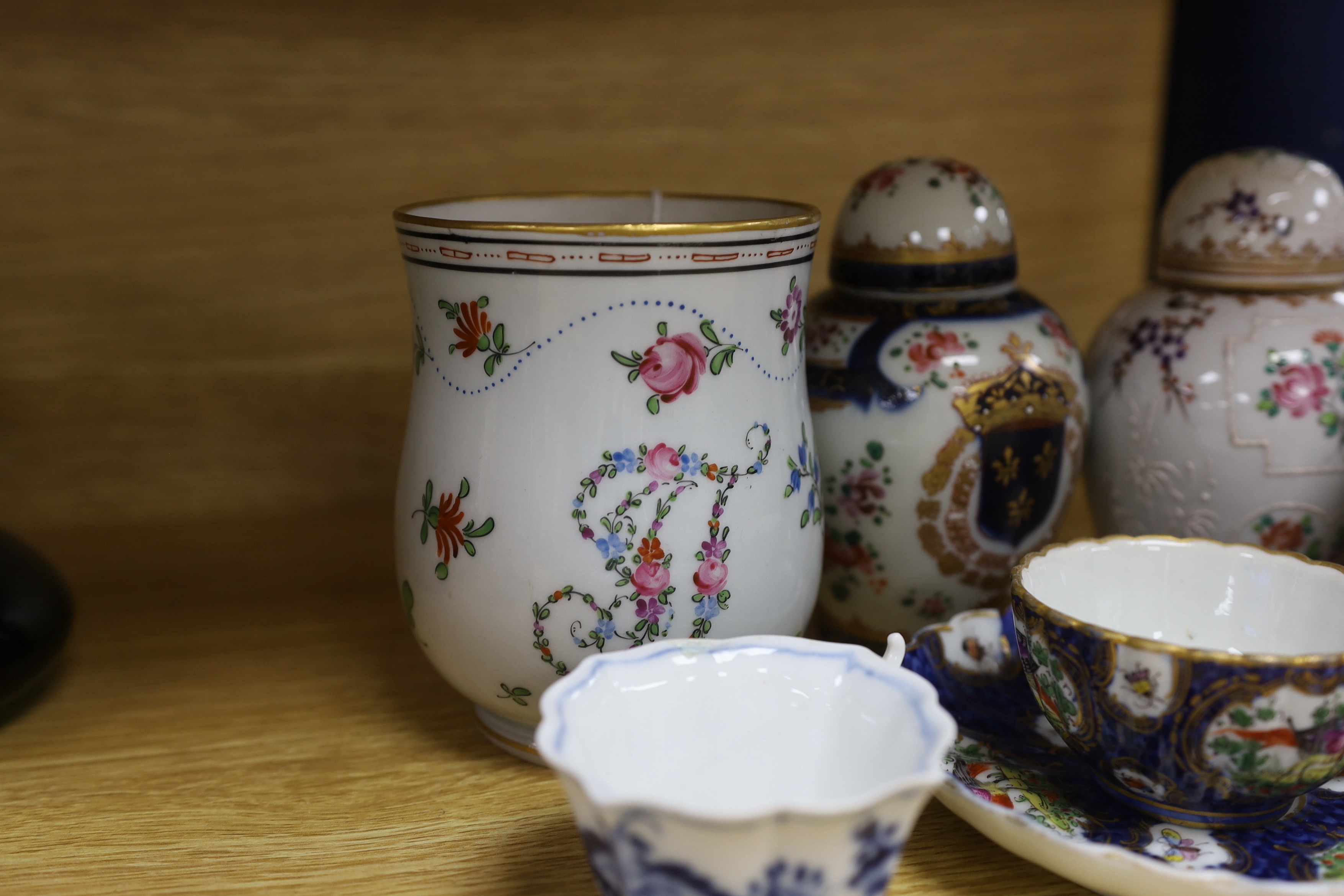 Samson-type porcelain tableware including baluster mug, 12.5cm high, and a Dresden lobed cup - Image 5 of 5